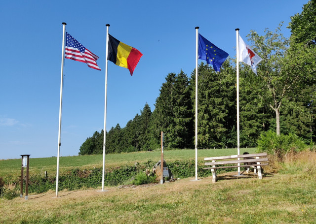 Lanzerath Denkmal Ardennenoffensive 01(c)Marcel Vaessen