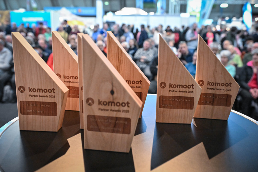 Preisverleihung Komoot Partner Awards 2025(c)komoot_Gabriele_Griessenboeck